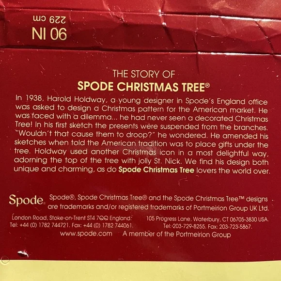 Spode Christmas Tree Table Runner - Picture 9 of 10